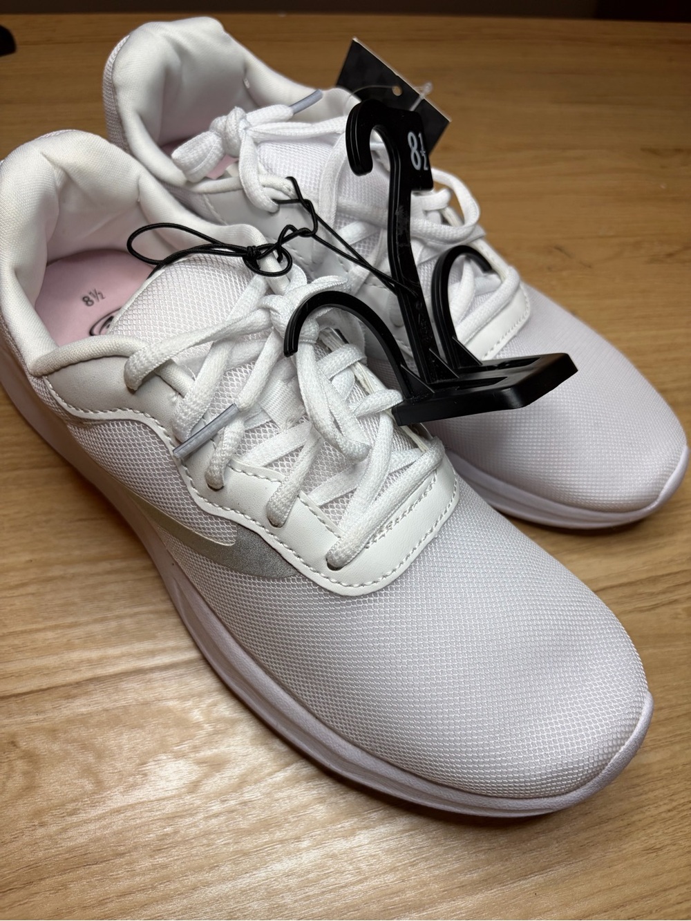 Athletic Works Womens White Mesh Memory Foam Running Athletic Sneakers 8.5 NWT